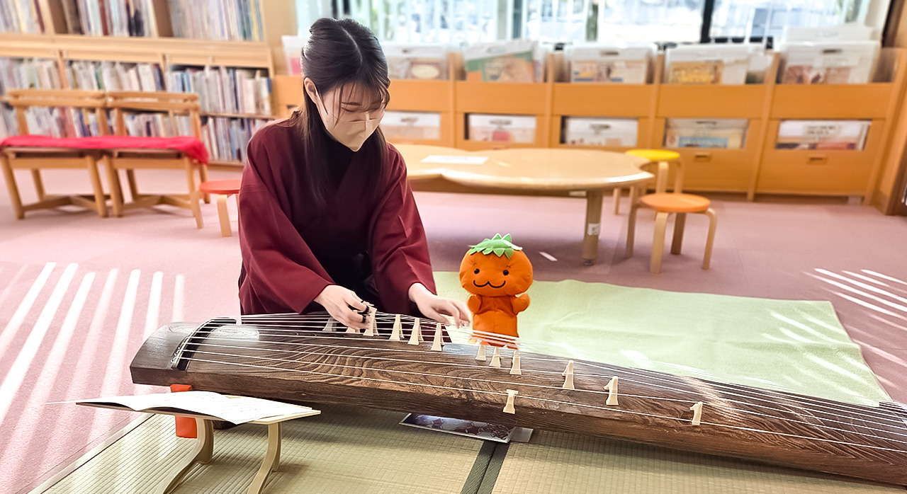 甲州市立図書館